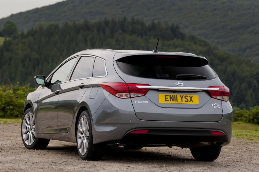  Hyundai i40 Station Wagon CRDi 2011 года  (UK) (фото 13 из 146)